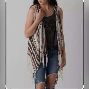 DAYTRIP BUCKLE Open Knit Sleeveless Blanket Poncho Waterfall Knit Cardigan S